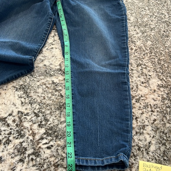 Bundle of 2 Democracy Jeans Size 12 Petite Cropped Capri - Picture 10 of 13